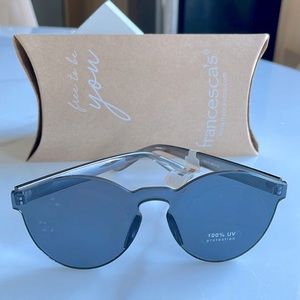 Round sunglasses